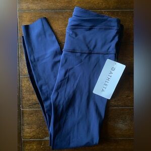 Athleta Accelerate 7/8 Tight in Deep Blue